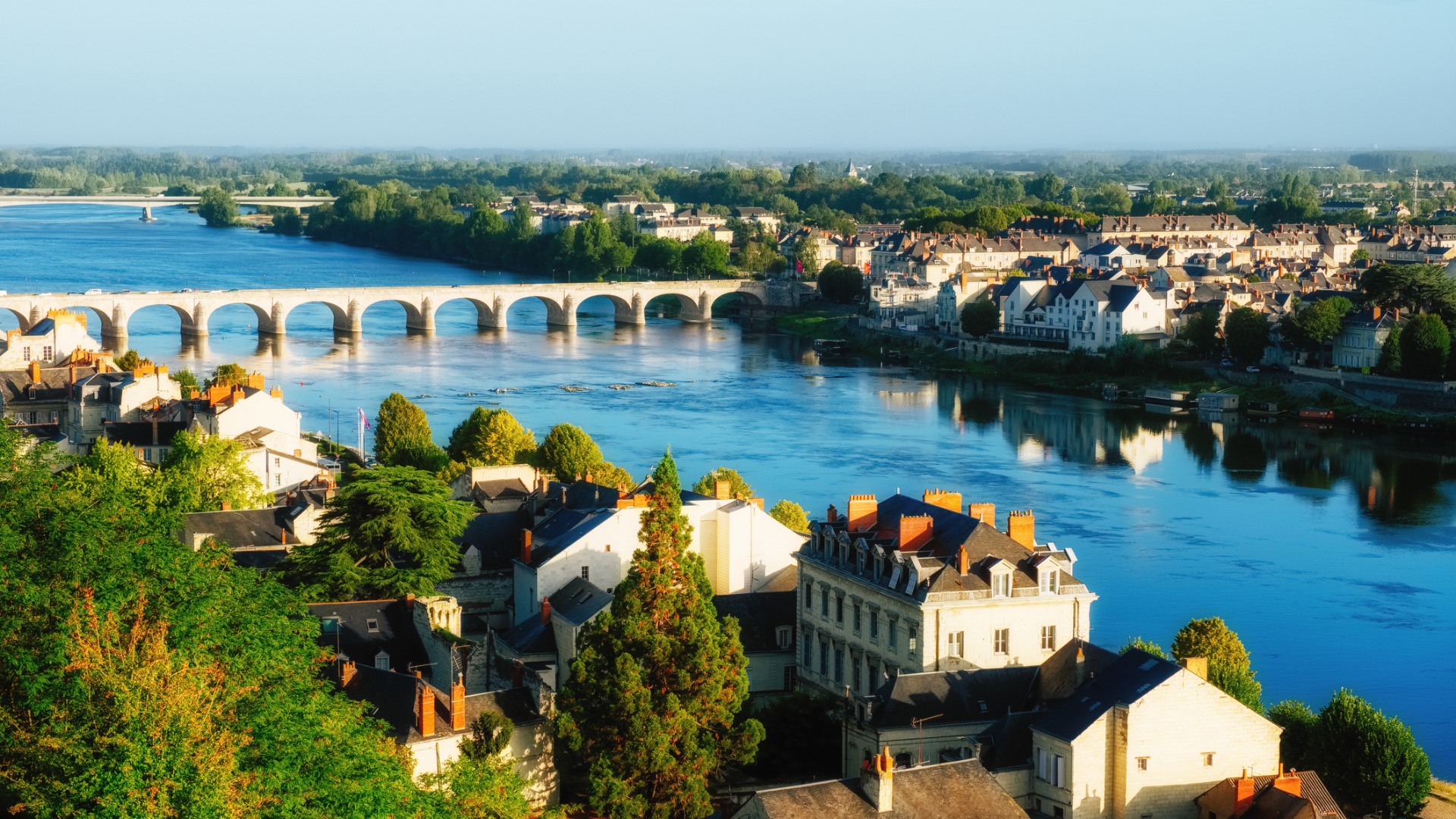 Photo - Gallery saumur loire river france picture id854725536